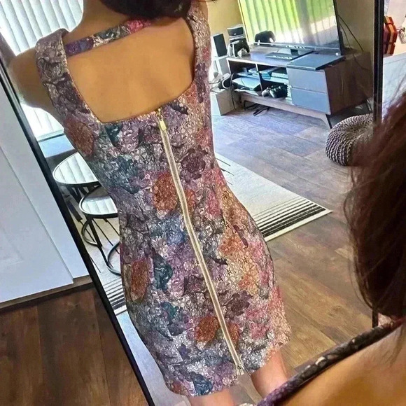 H&M Floral Mini Dress - Picture 7 of 9